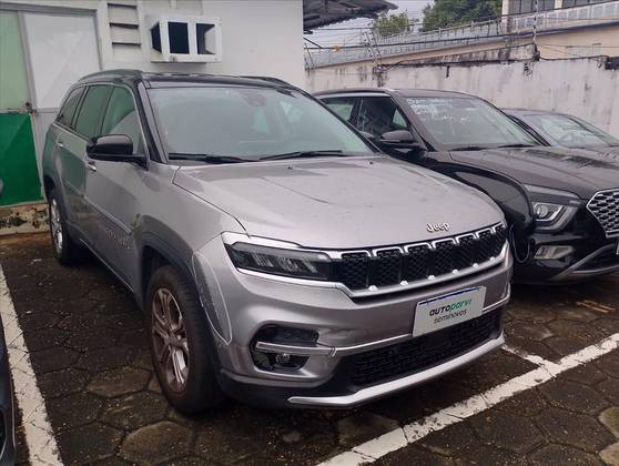 JEEP COMMANDER 1.3 T270 TURBO FLEX LONGITUDE AT6